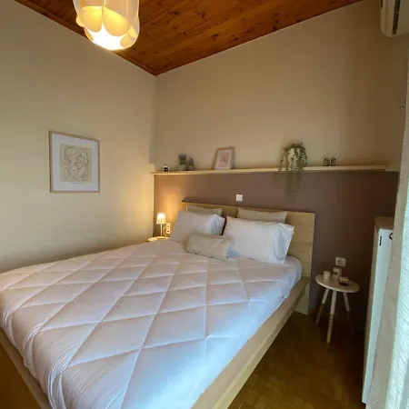 Into The Νεράντζα