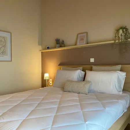 Ferienhaus Into The *