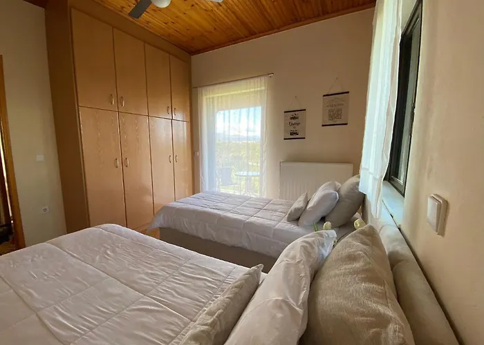 Into The * Nerántza